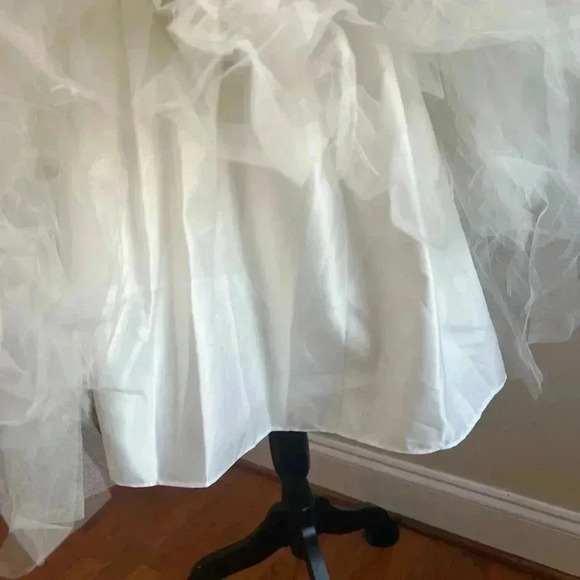 GIRLS BEATIFUL TULLE AND BEAD DRESS SIZE 8-9 NWT - Picture 3 of 9